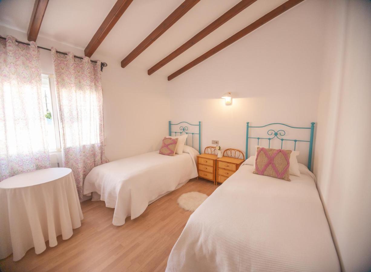 Апартаменты Casa Con Jardin Junto A La Playa Эстепона Экстерьер фото